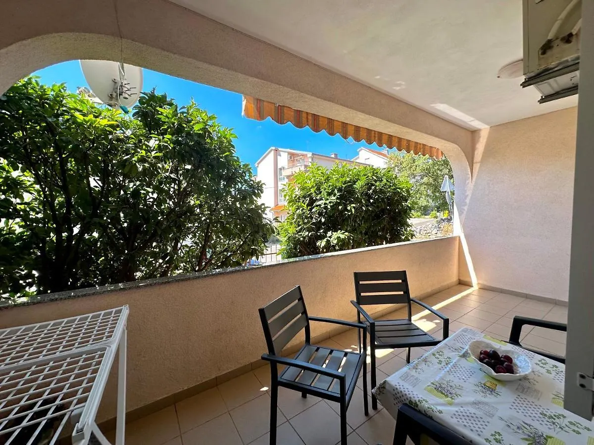 Apartment Portos Dramalj 0*,  Croatia