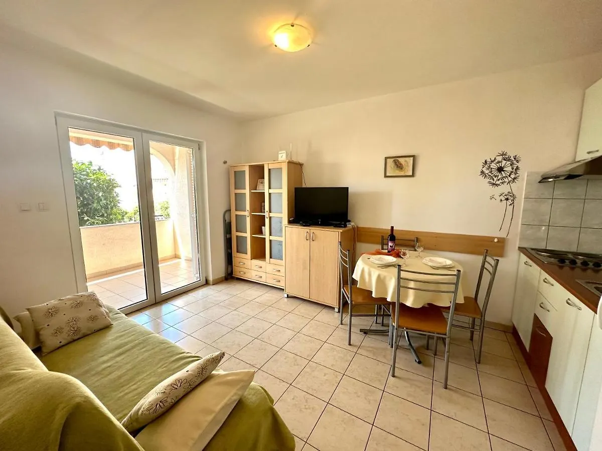 Apartment Portos Dramalj 0*,  Croatia