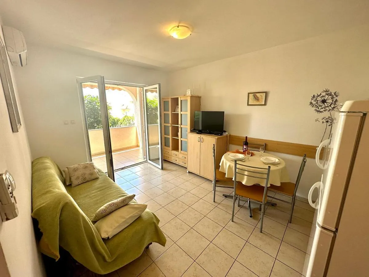 Apartment Portos Dramalj 0*,  Croatia